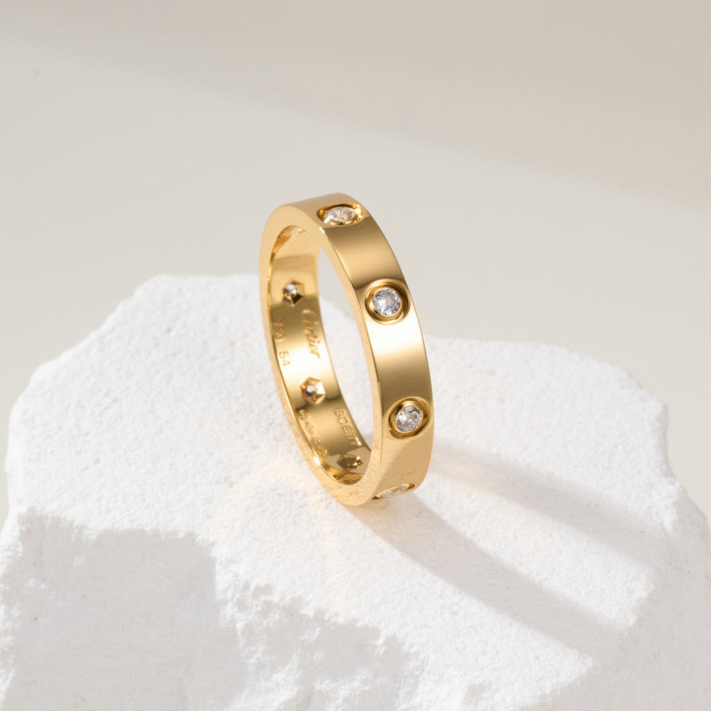 [LUXE JEWELRY] LOVE 4MM 8 DIAMOND RING