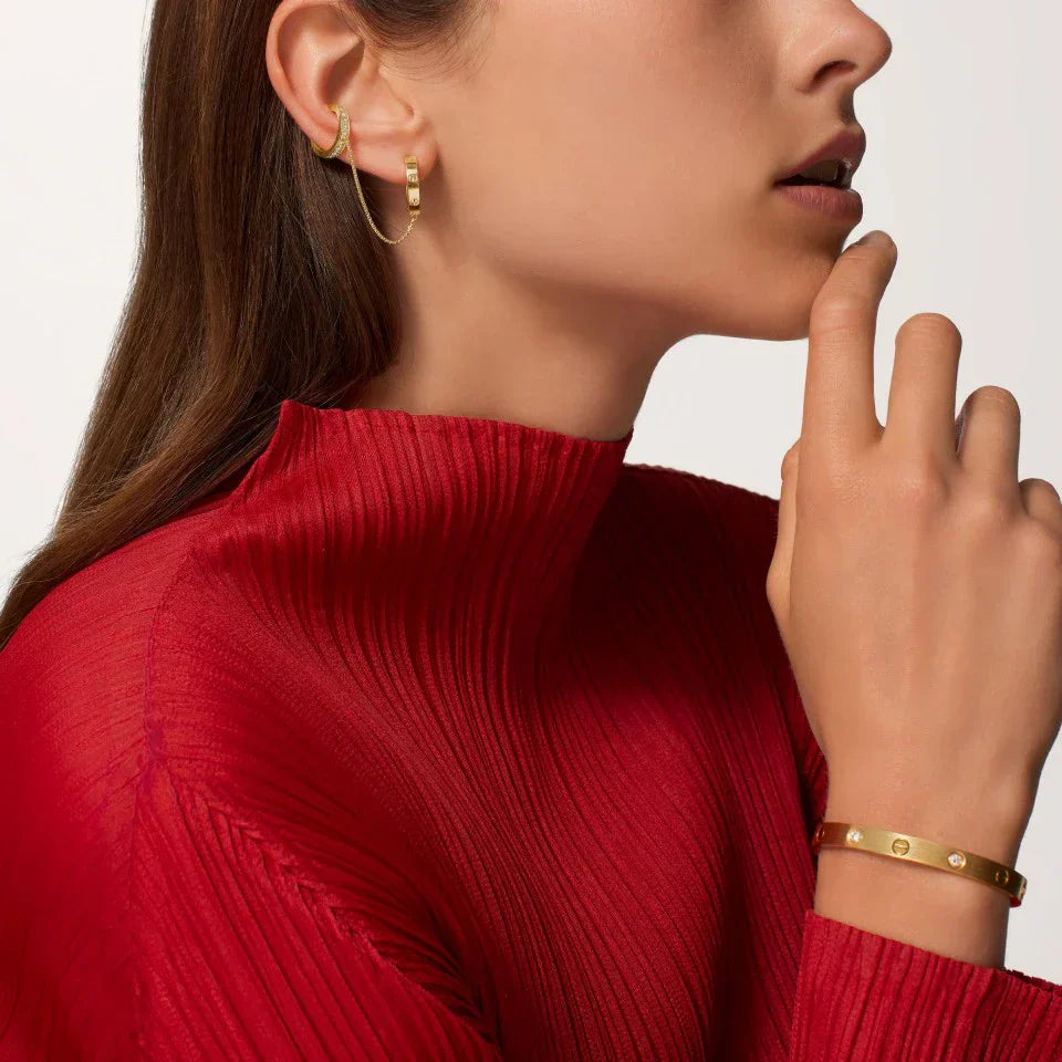 [LUXE JEWELRY] LOVE 3.0MM HALF DIAMOND EARRINGS
