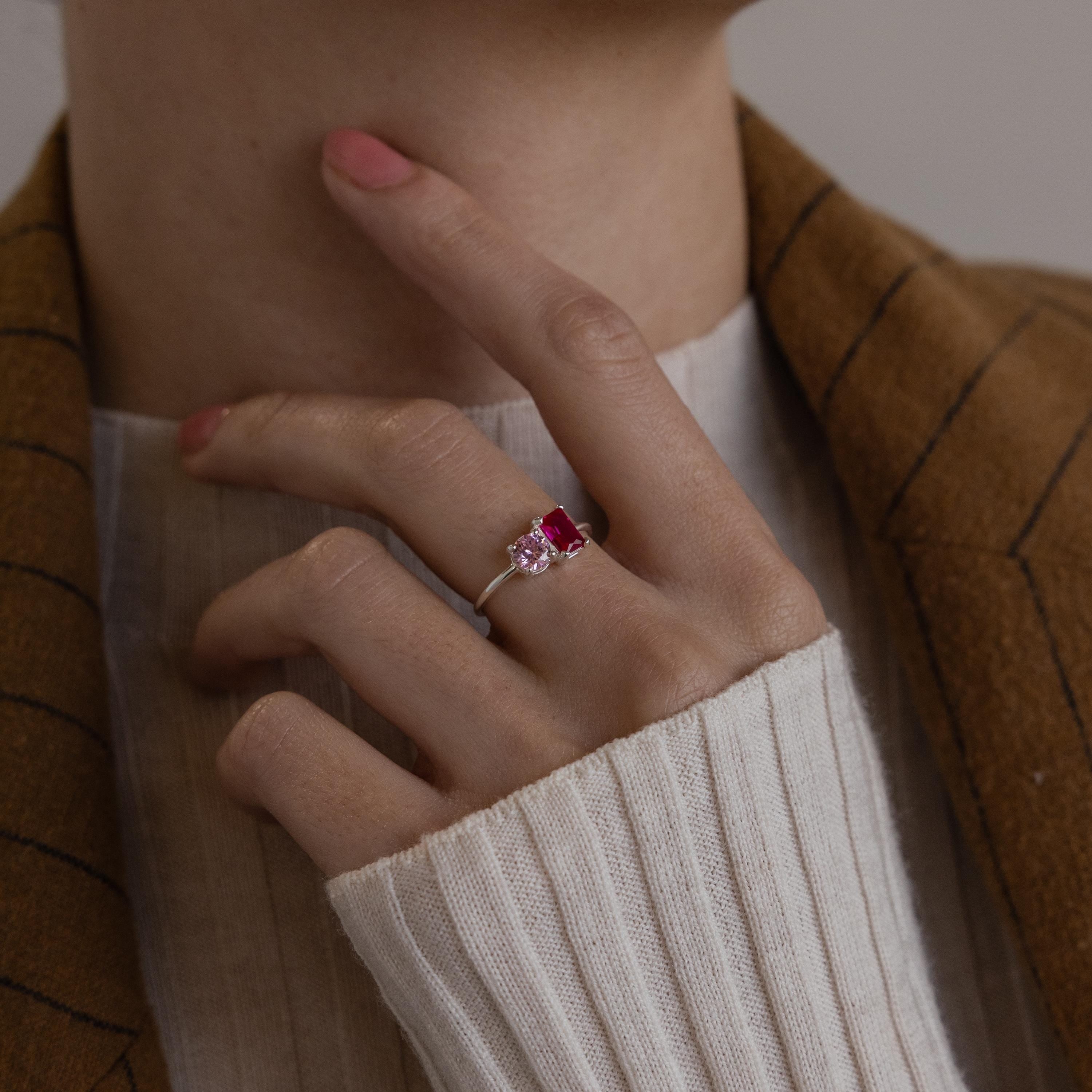 Toi et Moi Emerald Birthstone Ring